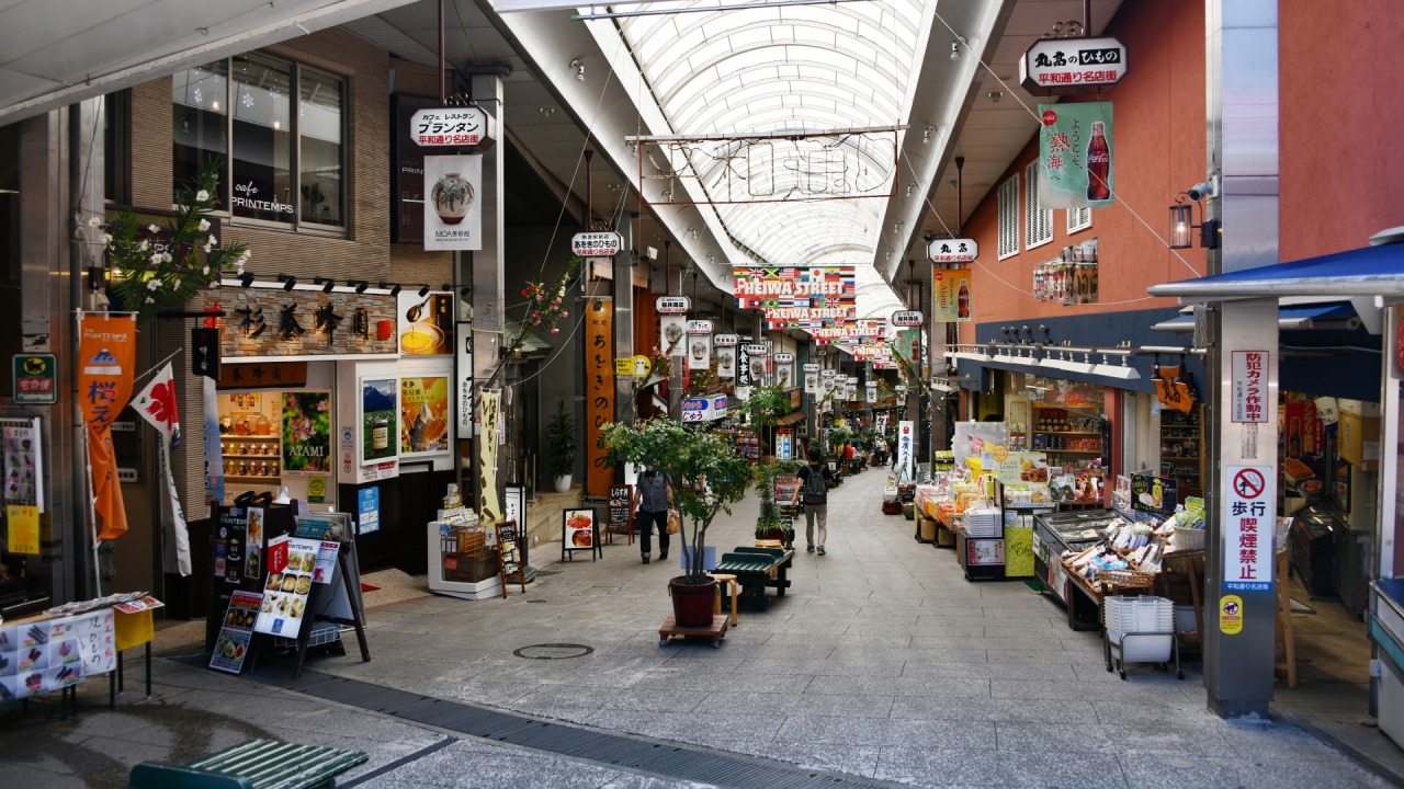 熱海商店街で楽しめる食べ歩きグルメ7選｜エリア別おすすめガイド