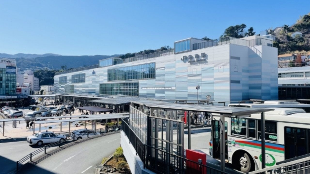 熱海駅のコインロッカーで快適な旅を！ | サイズ・料金・場所を網羅